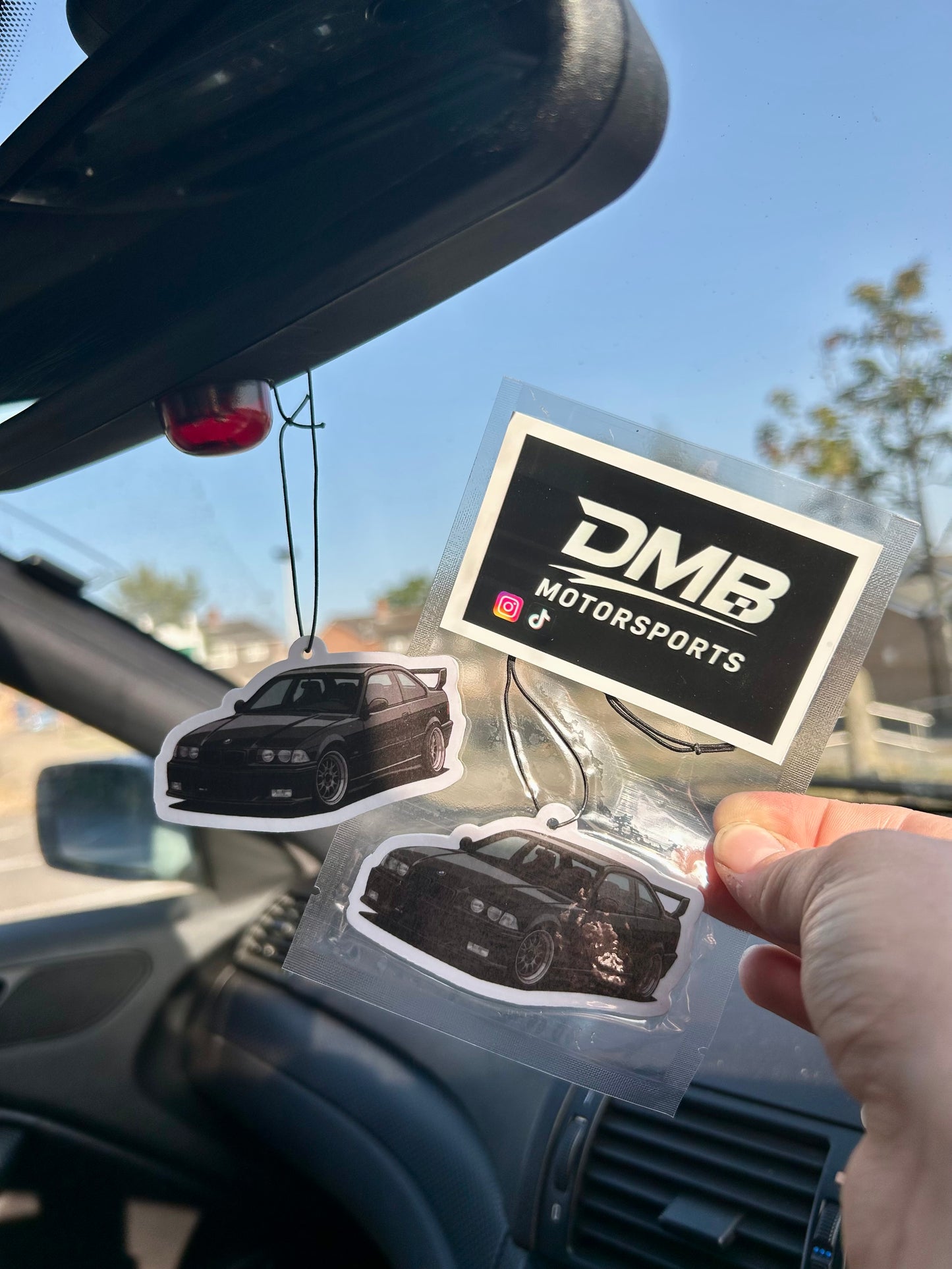 E36/black air freshener